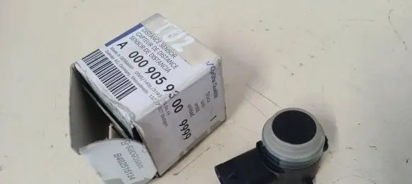 Mercedes-Benz E W212 Parking PDC sensor A0009059300