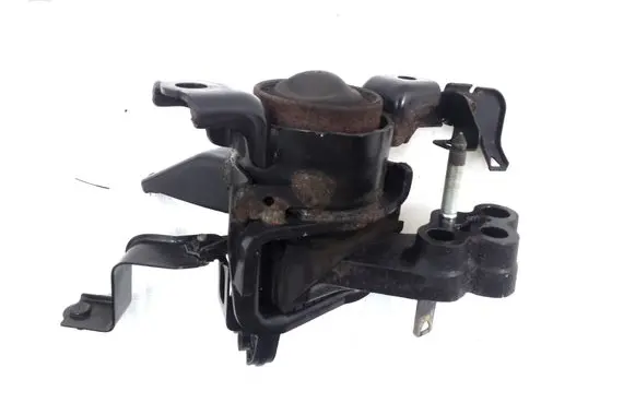 Toyota Avensis T270 Engine mount bracket 123050R030