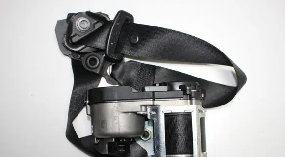 Mercedes-Benz GL X164 Front seatbelt A2518603185