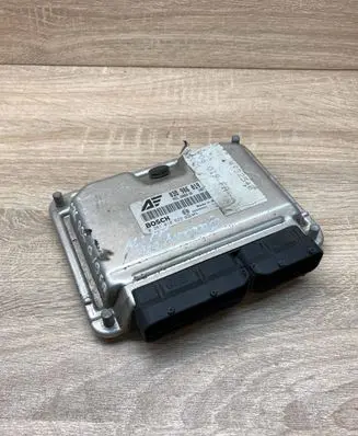 Volkswagen PASSAT B5.5 Engine control unit/module ECU 038906019 0281010629