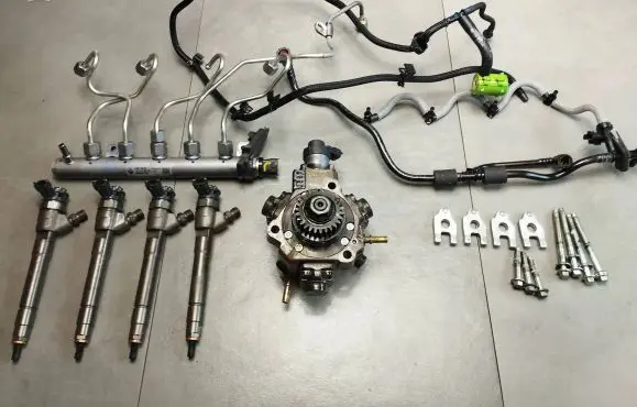Renault Scenic IV - Grand scenic IV Fuel injection system set 0445110569 0445010406