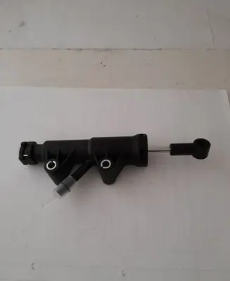 Clutch slave cylinder