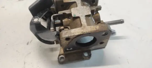 Volkswagen Golf IV Engine shut-off valve 038131063E 112515058 V100