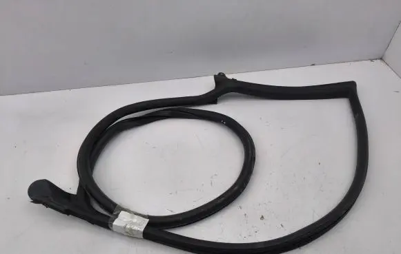 Audi A5 Front door rubber seal 8W8831708