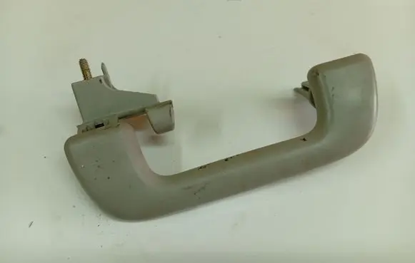 Toyota Corolla Verso AR10 Rear interior roof grab handle 