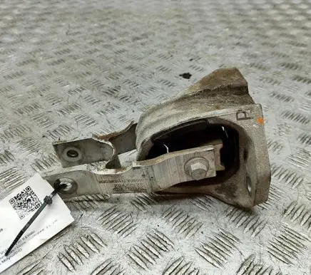 Volvo S90, V90 Engine mount bracket 32324622 32139982