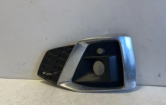 Audi A5 Front fog light trim/grill 8W6807681T