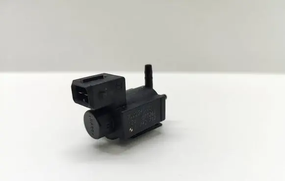 BMW 5 E60 E61 Turbo solenoid valve 1742712 72234100