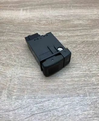 Volvo V70 Fog light switch 