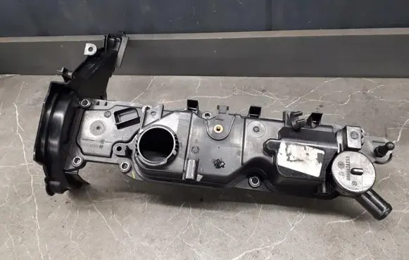 Ford Focus Rocker cam cover 9689112980