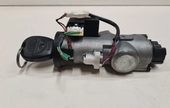 Nissan Primera Ignition lock 28590C9965 5WK48043