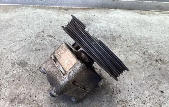 Volvo V70 Power steering pump 7611932112 465757