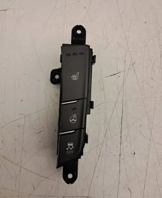 Hyundai i30 Seat heating switch 93300S0930 3V42F61000 202105130068