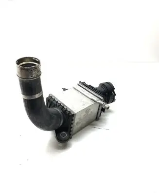 BMW 5 G30 G31 Intercooler radiator 8619390 17518619390