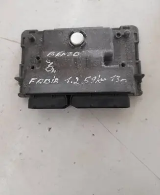 Skoda Fabia Mk2 (5J) Engine control unit/module 03E906019AE 03E906019C