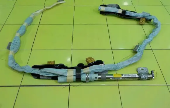 Toyota Prius (XW20) Roof airbag 