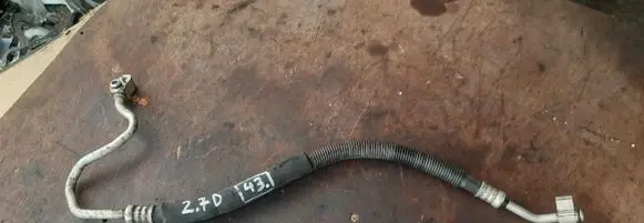 Land Rover Discovery 3 - LR3 Air conditioning (A/C) pipe/hose 