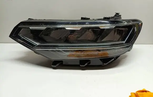 Volkswagen PASSAT B8 Headlight/headlamp 3G1941035Q