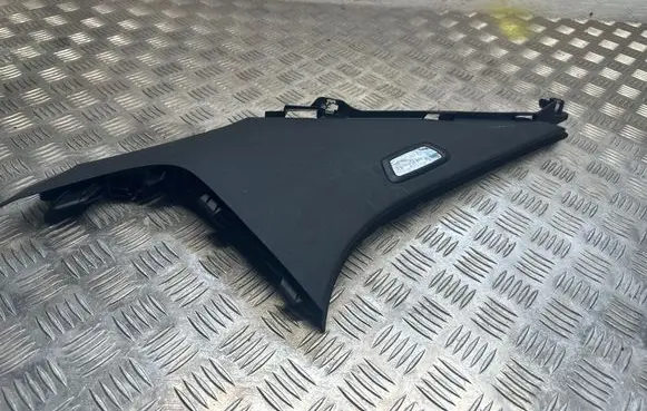 Mercedes-Benz GLC C253 (D)pillar trim (top) A2536903300