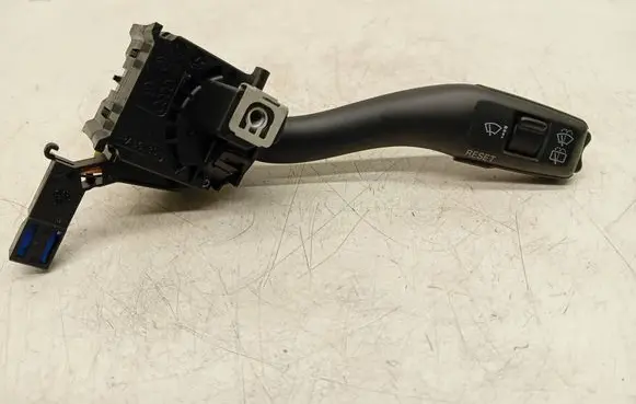 Audi A3 S3 A3 Sportback 8P Wiper control stalk 8P0953519A 01203610 20361053385727