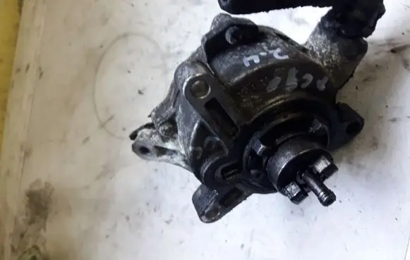 Volvo S60 Vacuum pump