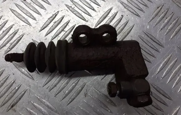 KIA Ceed Clutch slave cylinder 