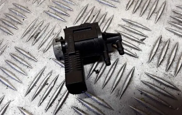 Volkswagen Golf VI Turbo solenoid valve 1K0906283A