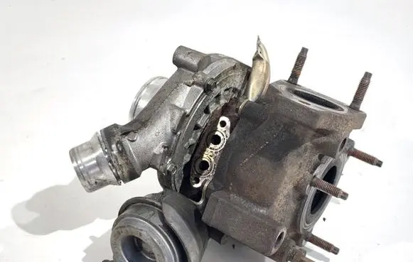Renault Laguna III Turbo 8200638766