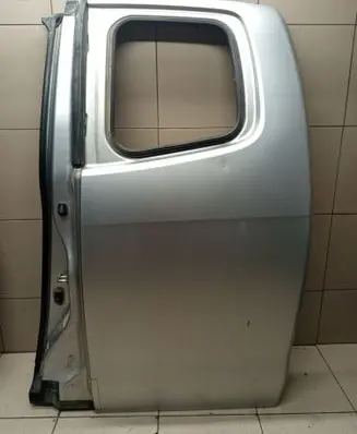 Isuzu D-Max Rear door 