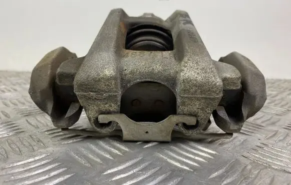 Jeep Grand Cherokee Rear brake caliper