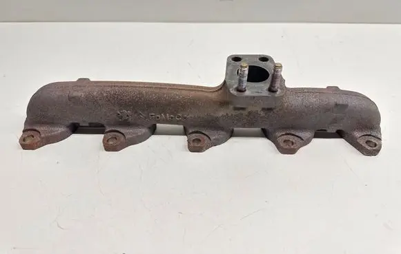 Volvo V50 Exhaust manifold