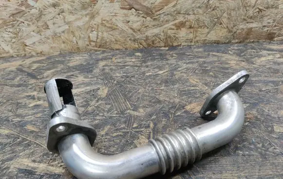 Chevrolet Captiva EGR valve line/pipe/hose