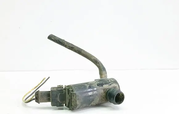 Volvo V70 Windscreen/windshield washer pump 9169611