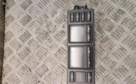 Audi A4 S4 B5 8D Climate control unit 8l0820043b