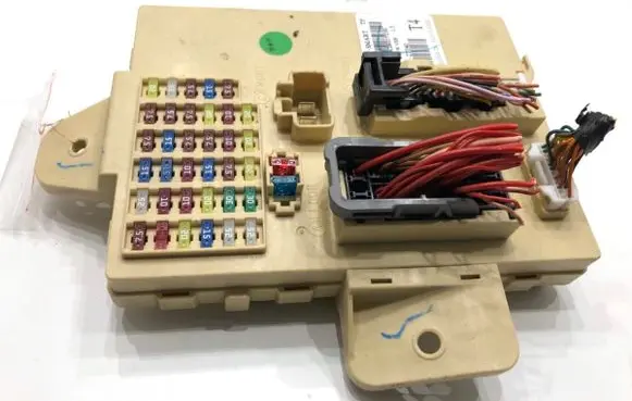 KIA Optima Fuse box set 919502T040