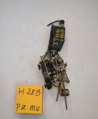 Opel Astra F Rear door lock 90449074