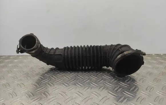 Audi Q5 SQ5 Intercooler hose/pipe 03G129629D