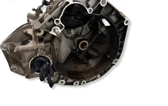 Fiat 500L Manual 6 speed gearbox C51461312