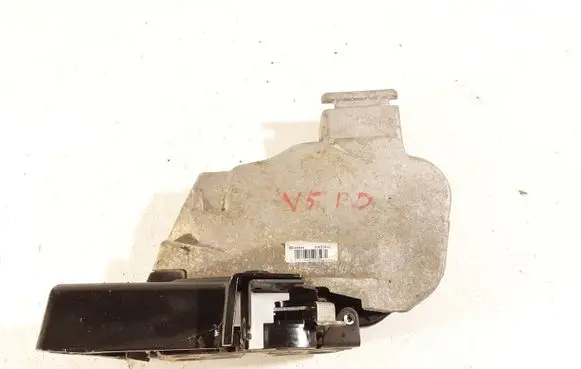 Volvo V50 Front door lock 30632849