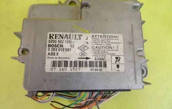 Renault Modus Airbag control unit/module 8200502126 0285010001