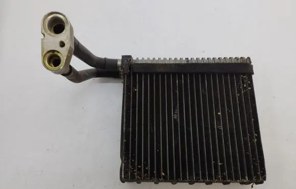 Air conditioning (A/C) radiator (interior)