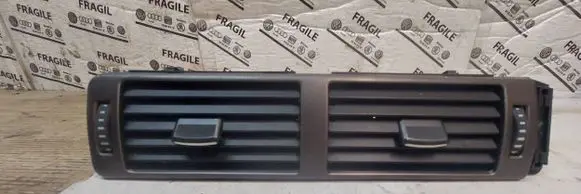 Audi A6 S6 C5 4B Dash center air vent grill 4B1820951