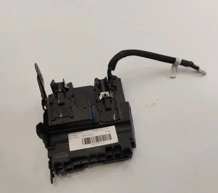 Peugeot 3008 II Fuse module 9822465180