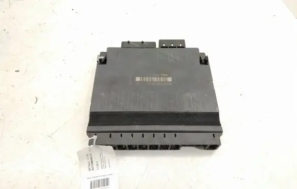 Mercedes-Benz S W220 Seat control module A2208206826 2208206826