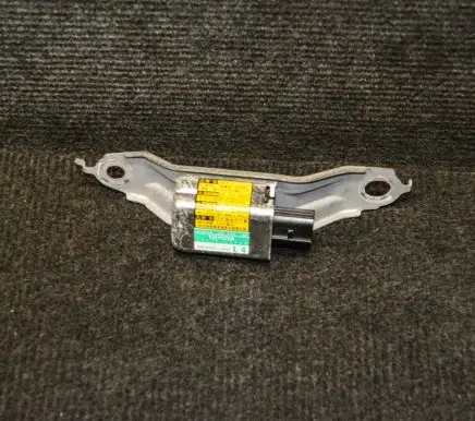 Toyota Prius (XW20) Airbag deployment crash/impact sensor 8983447020 1879000922