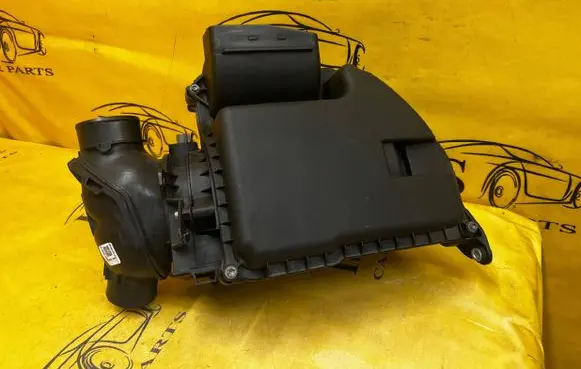 Ford Bronco Air filter box MB3G9C662BG