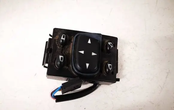 Mercedes-Benz S W220 Wing mirror switch 2208211551