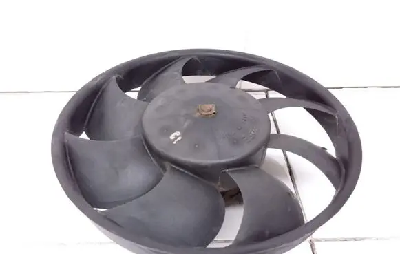 Fiat Marea Electric radiator cooling fan 9010591