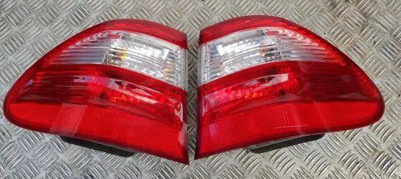 Mercedes-Benz E W211 Rear/tail lights A2118202864