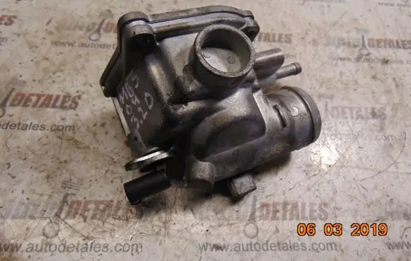 Thermostat/thermostat housing